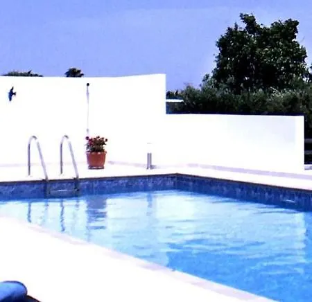 Hotel Xenos 4 - Luxury With Private Swimming Pool Near The Sea Tigaki