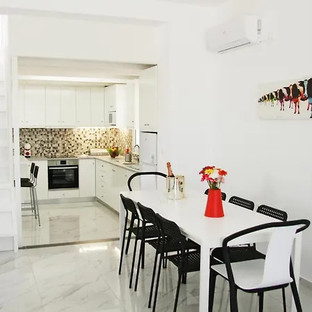 Xenos 4 - Luxury With Private Swimming Pool Near The Sea 4* Tigaki