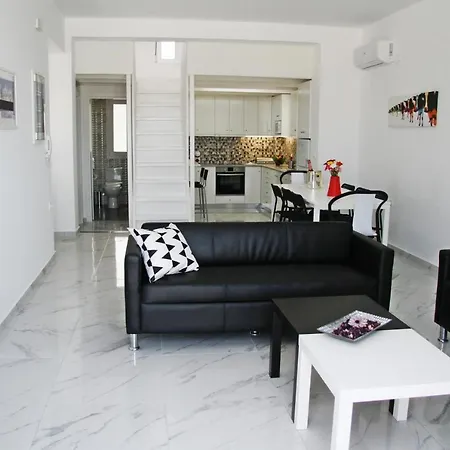 Xenos 4 - Luxury With Private Swimming Pool Near The Sea Hotel Tigaki