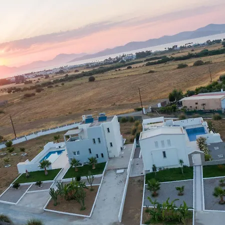 Xenos 4 - Luxury With Private Swimming Pool Near The Sea Hotel
